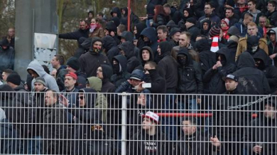 Футболна война в Берлин, 112 полицаи ранени (ВИДЕО)