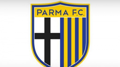 Играчите на Парма плащат рекламата на клуба пред купувачи