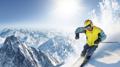 Елитът на световните ски кацна в България