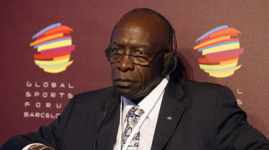 Интерпол издирва двама от замесените в скандала около ФИФА