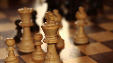 Парламентът спря разследване срещу шахматната федерация
