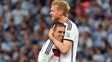 Лам и Мертезакер искат пак да играят за Германия