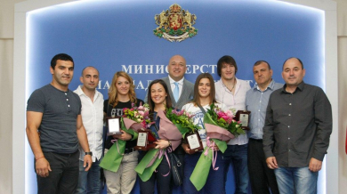 Красен Кралев награди медалистите от Първите европейски игри в Баку
