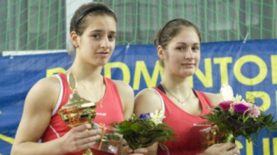 Наши момичета на финал в Баку, гонят златото