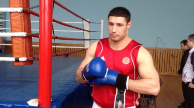 Изписаха руския боксьор от болницата в Баку