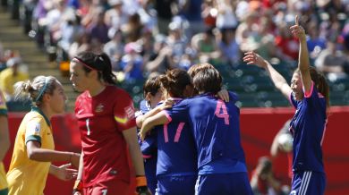 Япония и Англия на полуфинал на Световното първенство