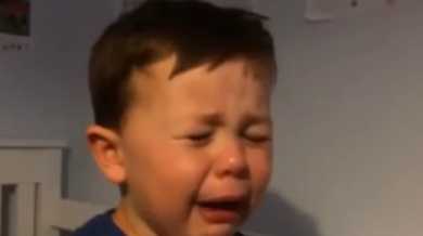 Ван Перси разплака дете с трансфера си (ВИДЕО)