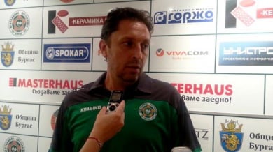 Атанас Атанасов: От мач на мач ще играем по-добре
