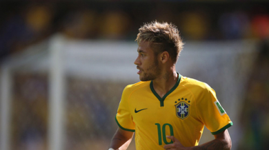 Неймар се контузи на тренировка с Бразилия