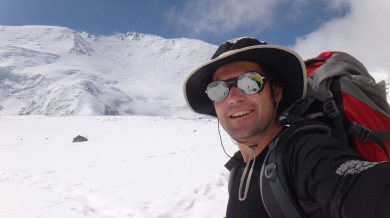 Скатов достигна 6500 метра на връх Манаслу