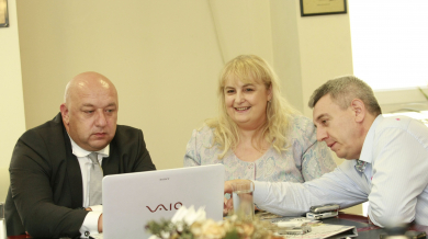 Министър Кралев гласува за „Спортните чудеса на България“