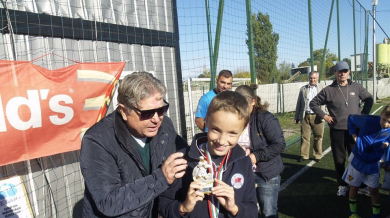 Децата на Любо Пенев и Божинов блестят на футболен турнир