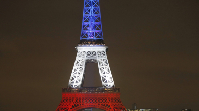 Национал бил на Айфеловата кула по време на трагедията в Париж