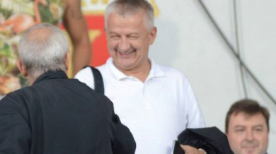 Крушарски обеща нов стадион на Локо (Пд)