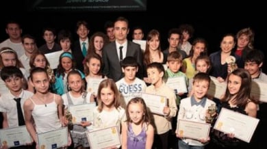 Фондацията на Бербатов приема номинации на успели ученици