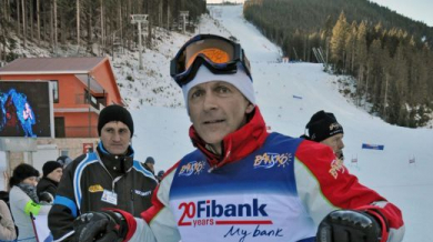 Най-добрият ни скиор Петър Попангелов празнува рожден ден 