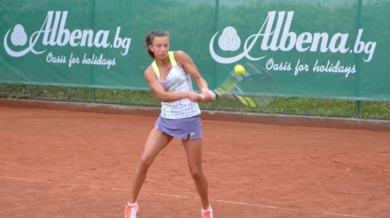 Аршинкова преодоля първи кръг в Анталия
