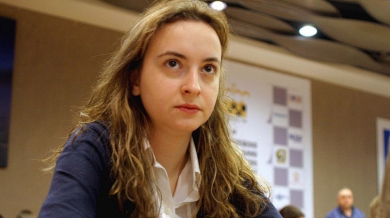 Стефанова с реми срещу украинка