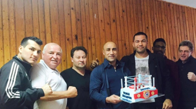 Световен шампион празнува рожден ден с Кобрата в България (СНИМКИ)