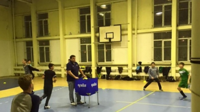 Мартин Стоев тренира децата на ВК Люлин