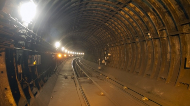 Сигнални светлини в дъното на тунела