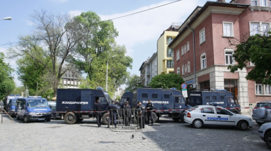 Блокада в София, гъмжи от полиция (СНИМКИ)