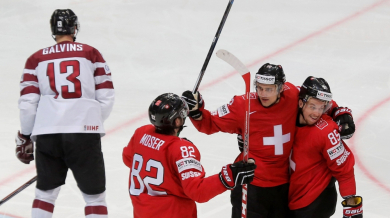 Швейцария с поредна хокейна драма