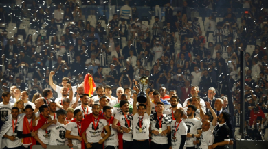 Бешикташ вдигна шампионския трофей на Турция за 14-път