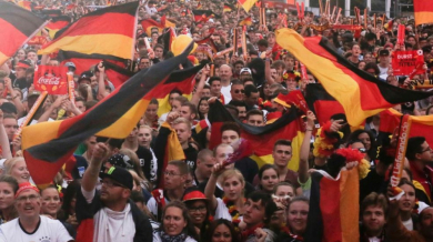 Забраниха алкохола около стадиона преди Германия – Полша