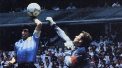 30 години от Божията ръка на Диего Марадона