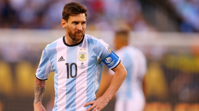 Спонсор съветва Меси да размисли за Аржентина