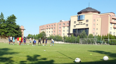 Африкански футболисти се настаниха при Лечков, търсят си отбори у нас (СНИМКИ)