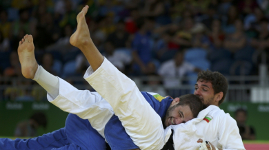 Ивайло Иванов загуби в Рио, запазва шанс за медал