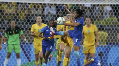 Бразилия на полуфинал в женския турнир по футбол