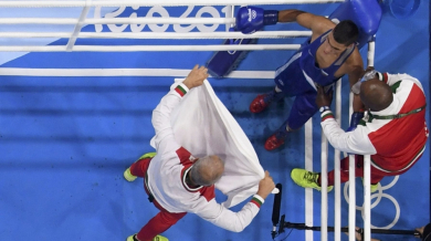 Щабът на боксьорите скочи на реферите в Рио