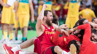 Испания измъкна бронза от Австралия в баскетбола