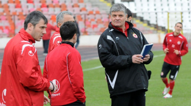 Йорданеску е осмият чуждестранен треньор на ЦСКА