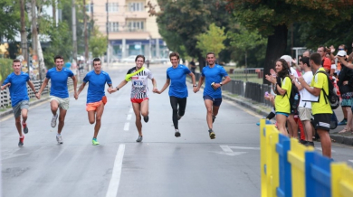 Евгения Раданова и Милен Радуканов станаха маратонци 
