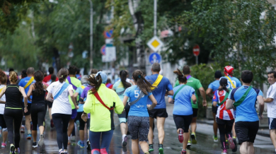 200 души участваха в празничен маратон