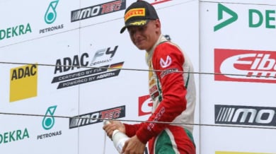 Синът на Шумахер с четвърта победа за сезона