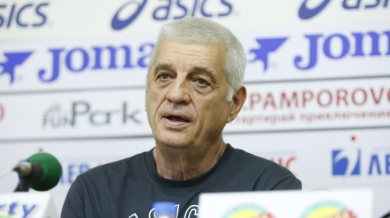 Иван Сеферинов обяви целта пред националките по волейбол