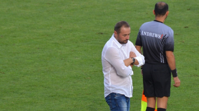 Треньорът на Ботев (Враца) наказан за мача с Лудогорец