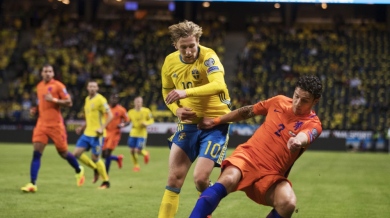 Холандия обяви разширения състав за световните квалификации