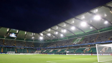 Евакуираха стадион от Бундеслигата 80 минути преди мач