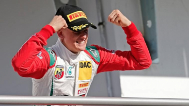 Синът на Шумахер завърши с победа сезона в германската Формула 4
