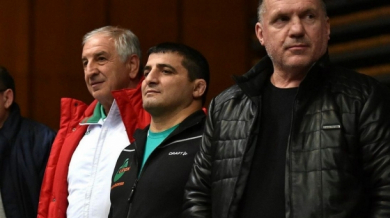 Откривателят на Назарян става треньор в България