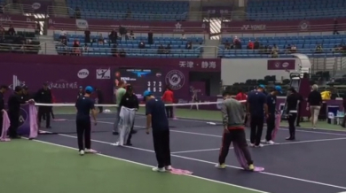 Дъжд отложи полуфиналите в Тянзин 