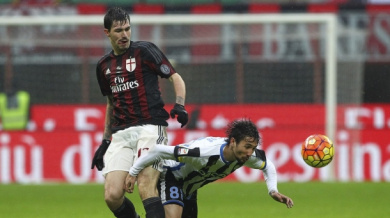 Милан загуби защитник за градското дерби