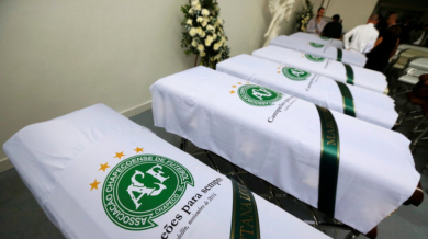Идентифицират загиналите след трагедията с разбития самолет