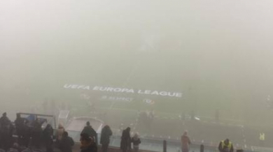 Гъста мъгла отложи мач от Лига Европа